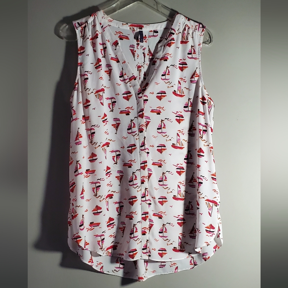 NYDJ Medium Sailboat Print Button-down Sleeveless Top - White and Red